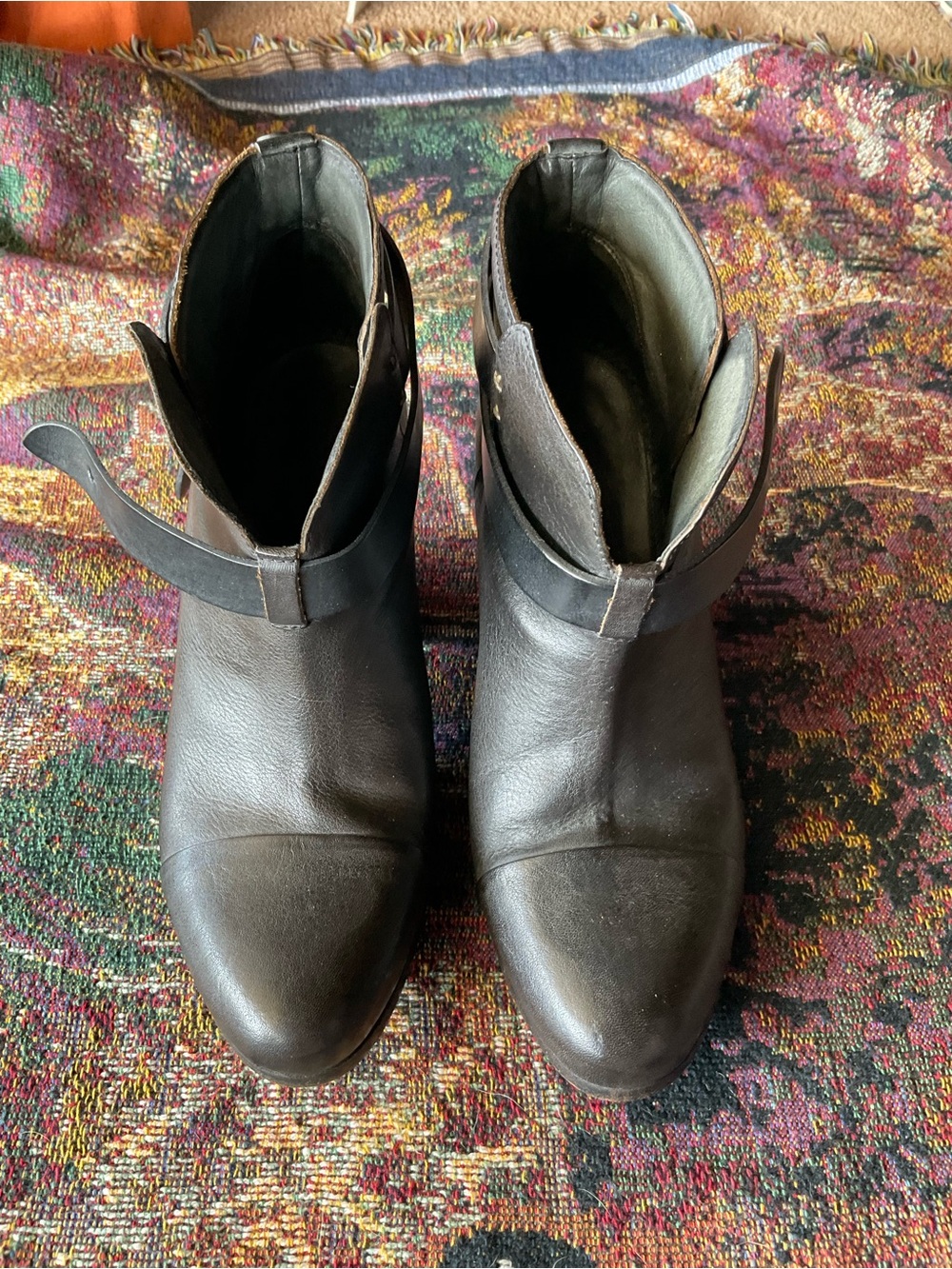 rag & bone Women’s Black Harrow  Leather Ankle Booties size 7 (38)